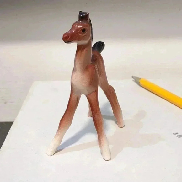 Brown Foal figurine - Picture 4 of 4